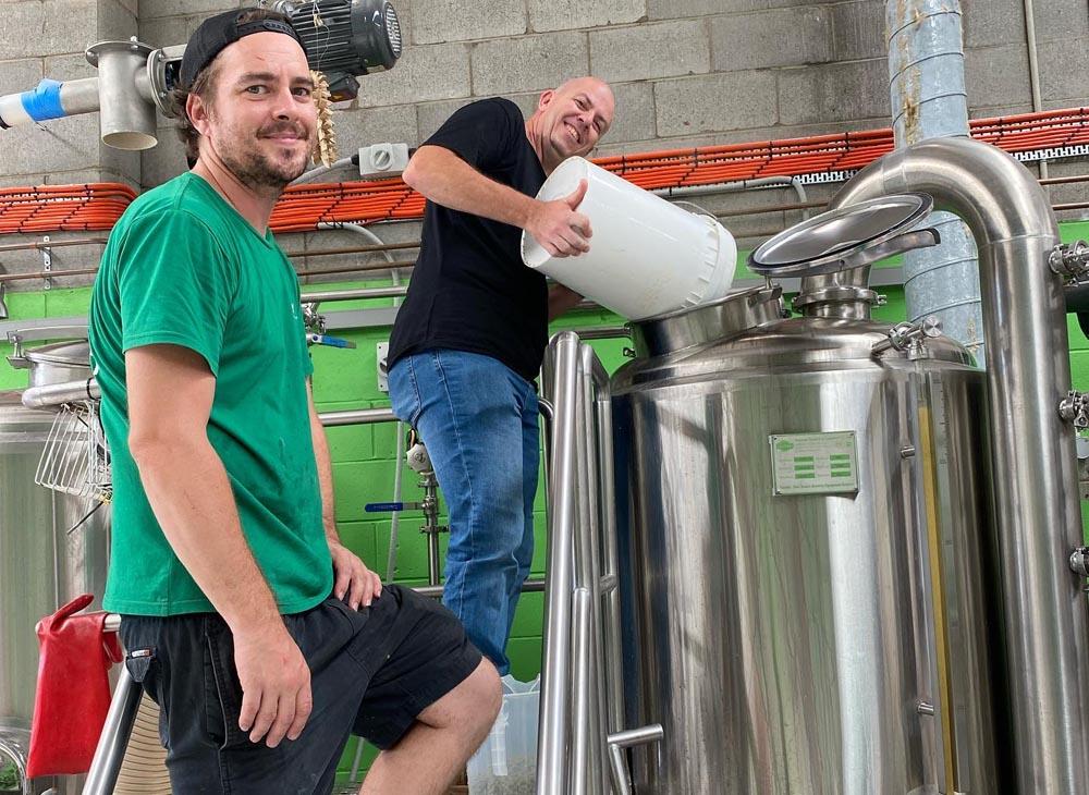 eer Brewing Experience Day (Brewday) - Brew with a Brew